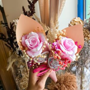 🌸 Mydlana Różyczka w Rożku – drobny upominek